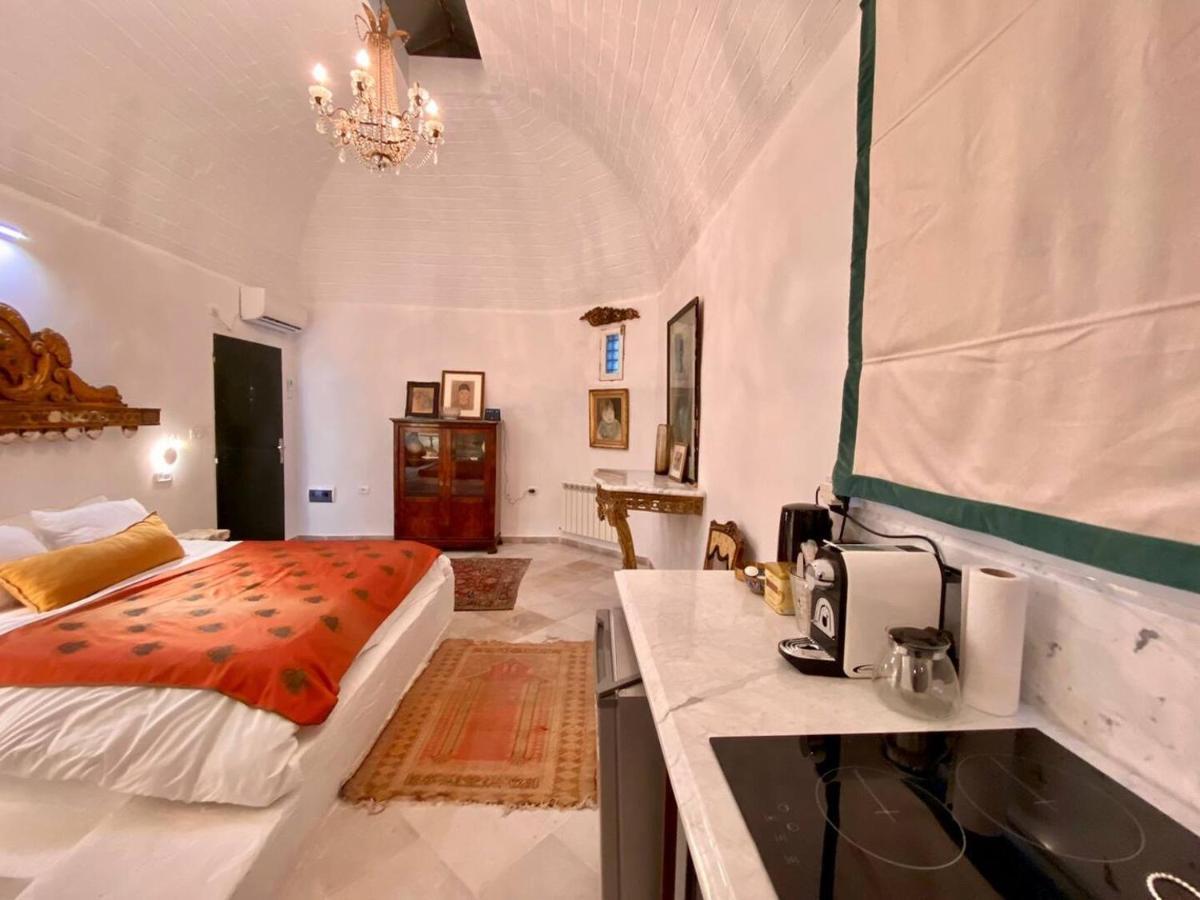 Si Brahim Studio Piscine, Sidi Bou Said Exterior foto