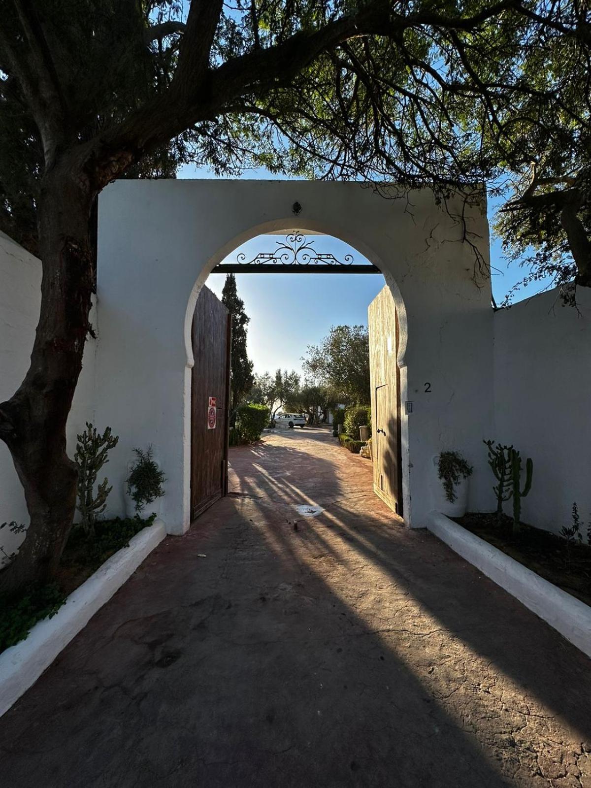 Si Brahim Studio Piscine, Sidi Bou Said Exterior foto